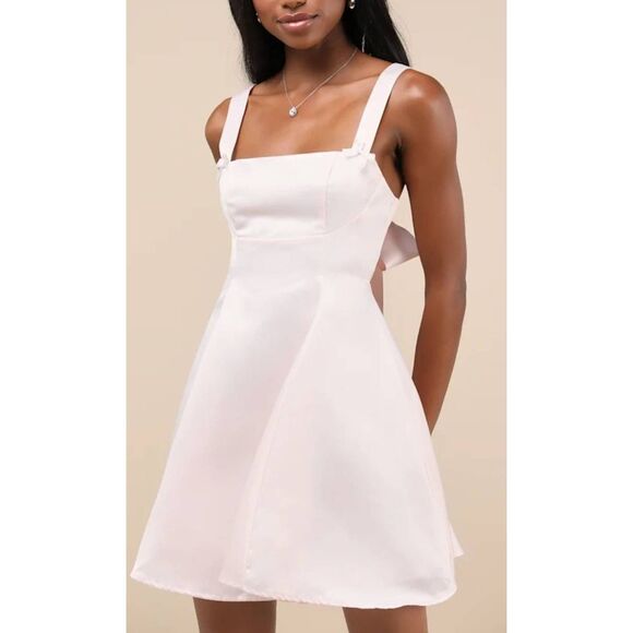 Lulus Flawlessly Flirty Blush Pink Satin Tie-Back Skater Mini Dress Size Large - Picture 1 of 7